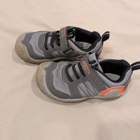 KEEN Kids' Knotch Peak sneakers - Toddler size 10 - Picture 2 of 7